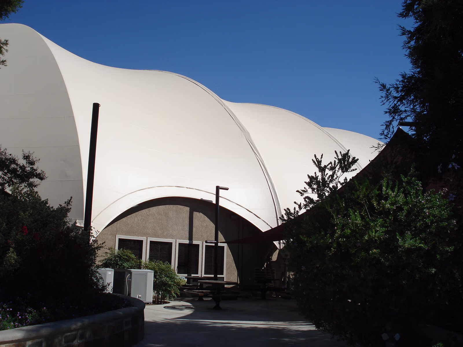 Mountain View Community Church - 3600 N Fowler Ave