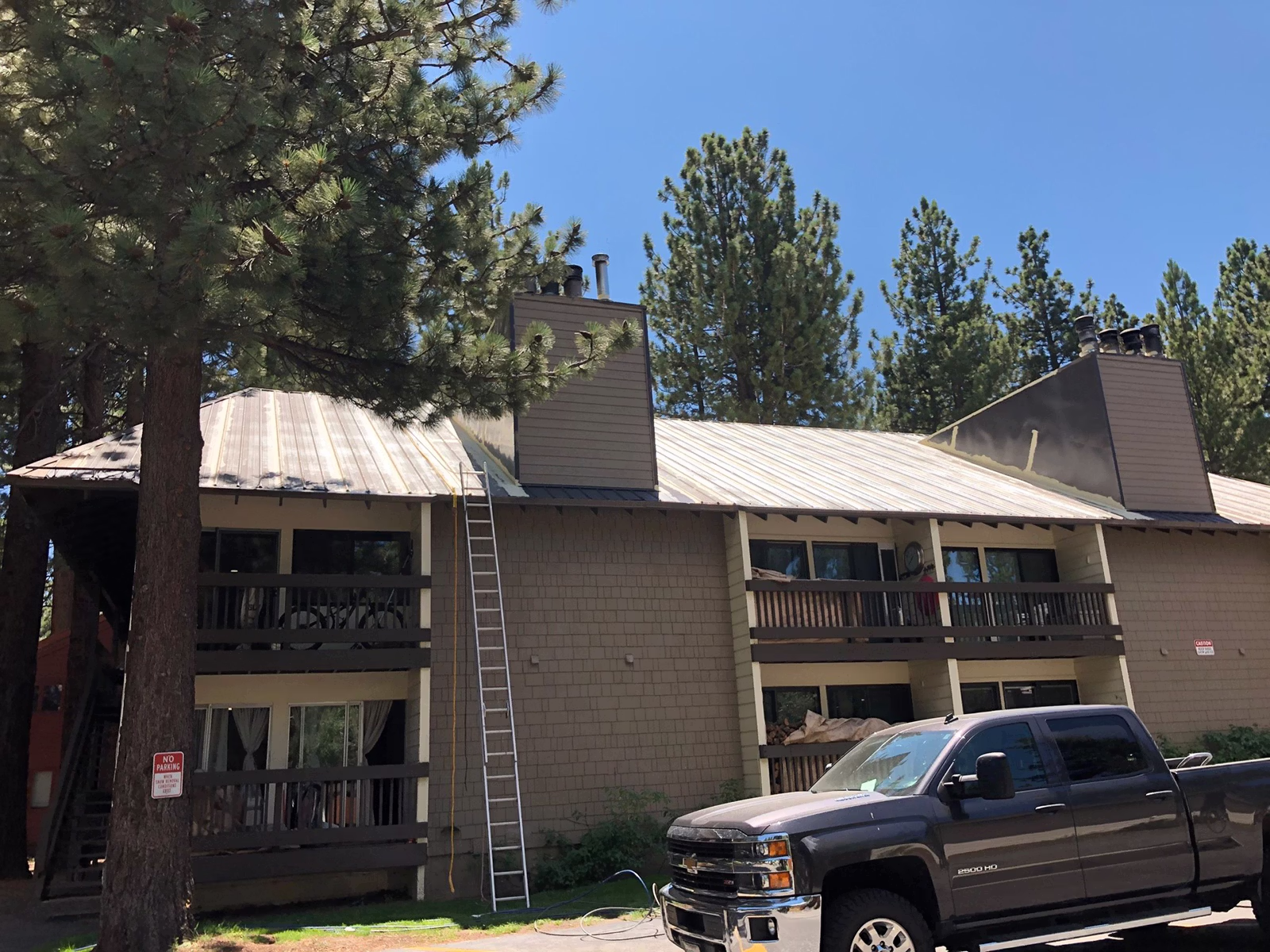 Mountain Shadow Condominiums - 2289 Sierra Nevada Rd