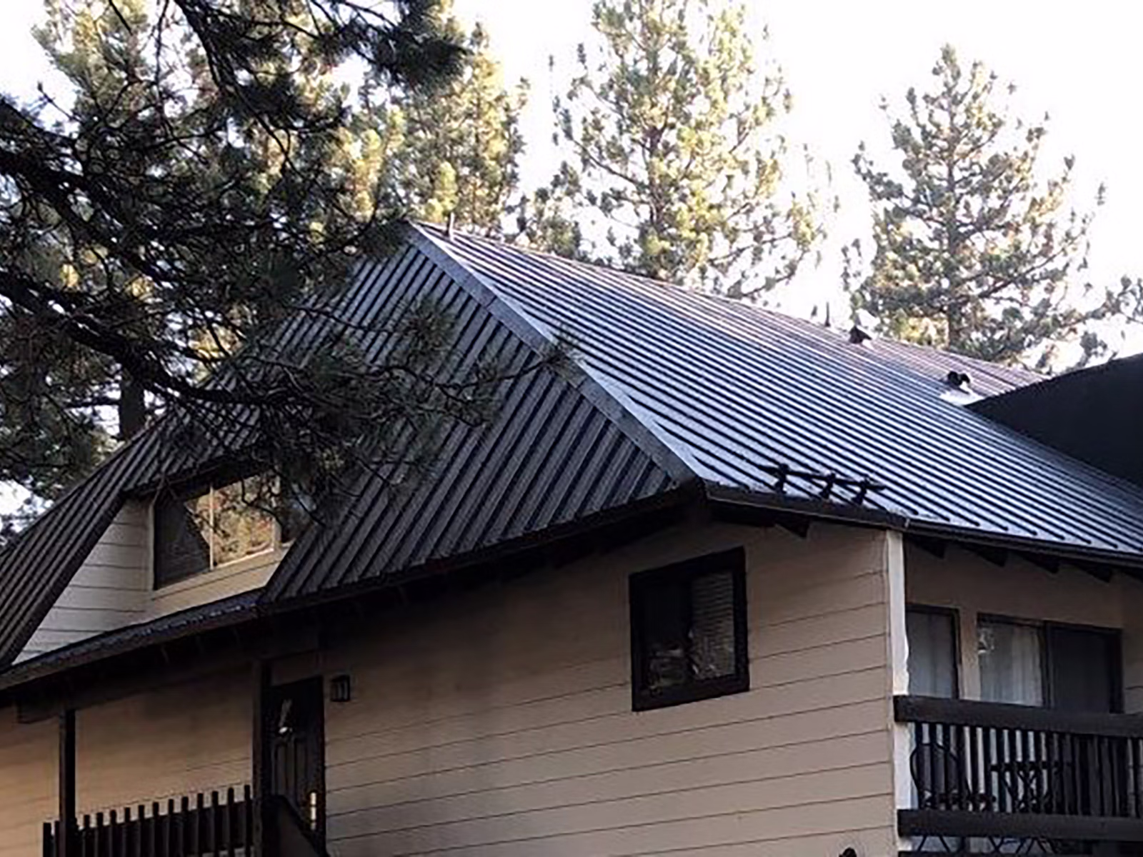 Mountain Shadow Condominiums - 2289 Sierra Nevada Rd