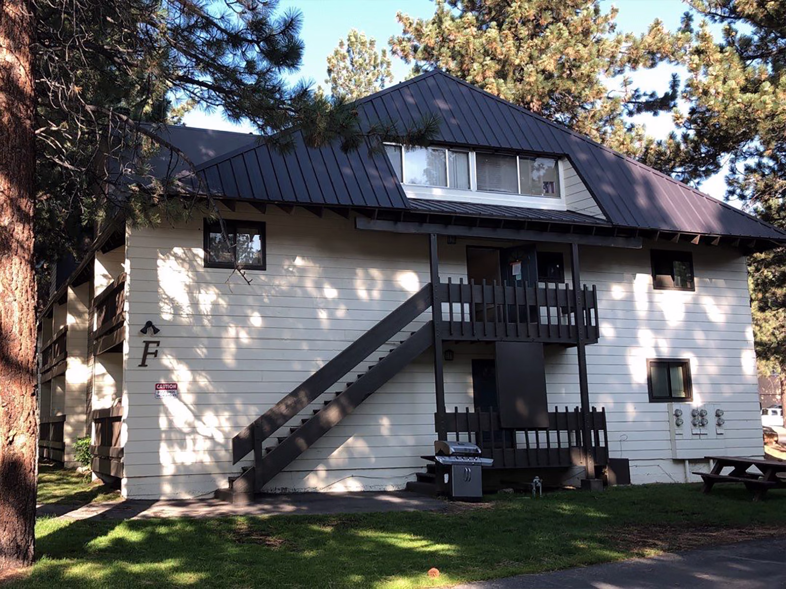 Mountain Shadow Condominiums - 2289 Sierra Nevada Rd