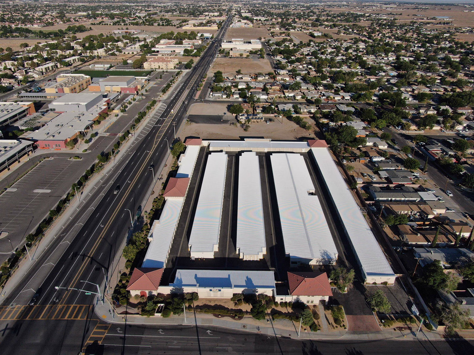 Nova Storage Facility - 3305 E Palmdale Blvd