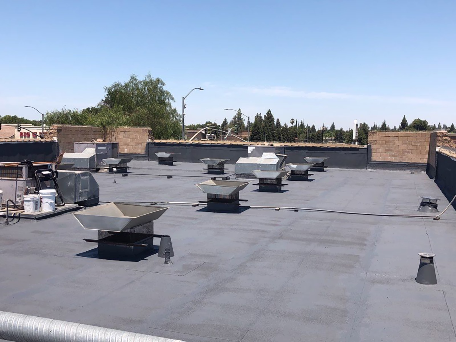 Peppertree Plaza - 2787 W Shaw Ave
