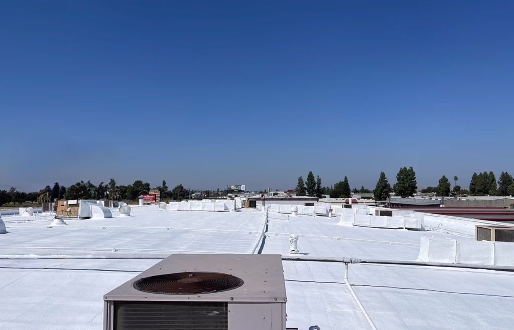 North Clovis Avenue - 2546 N Clovis Ave