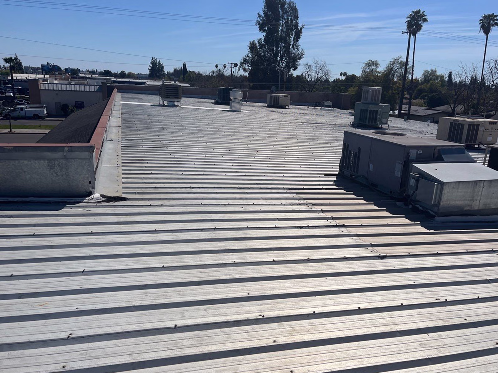 Sierra View Plaza - 6415-6427 N Blackstone Ave