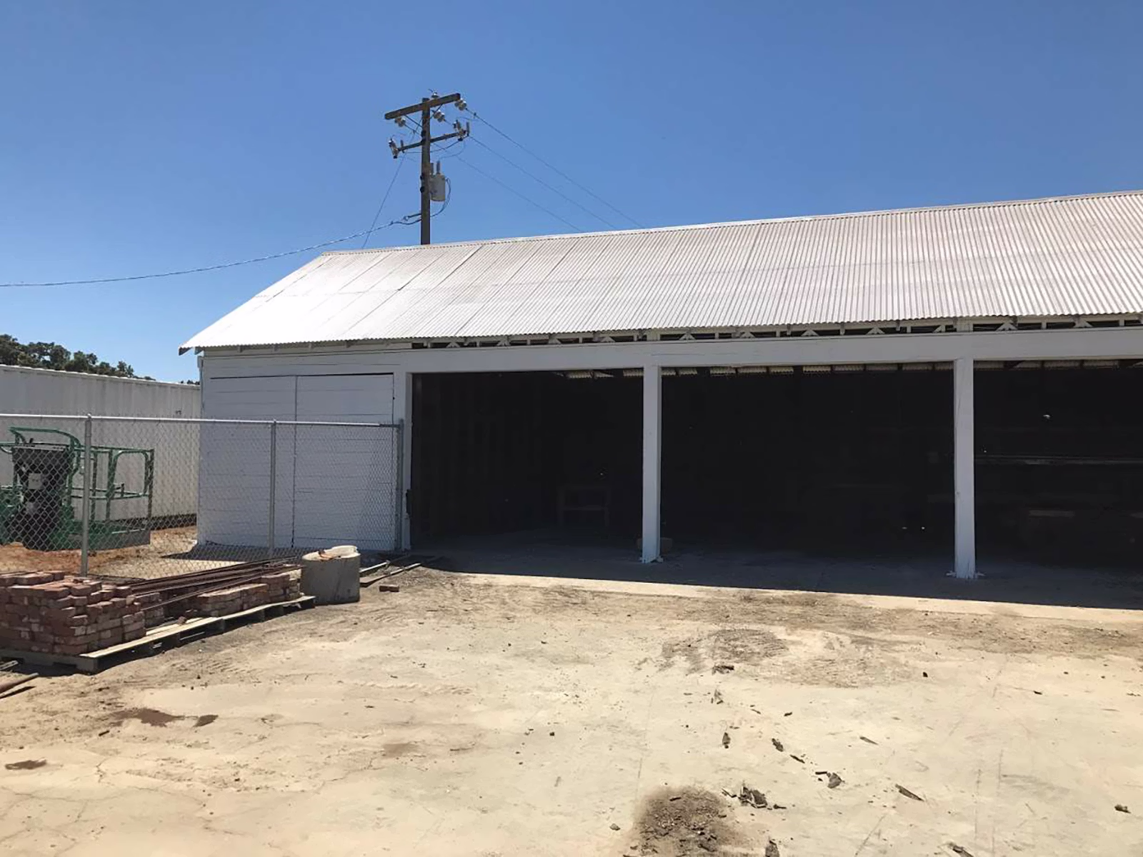 Solo Mio Farms - 2346 W Mt Whitney Ave