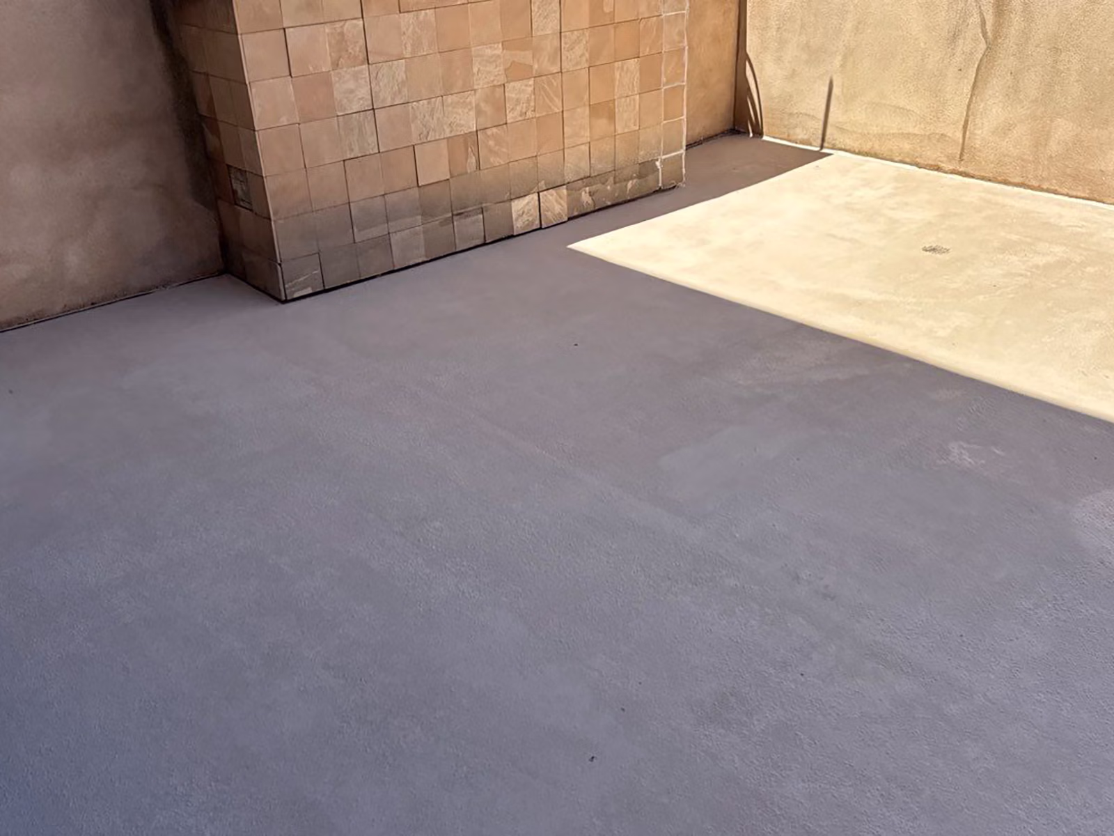 7257 N Fresno St - Patio Section