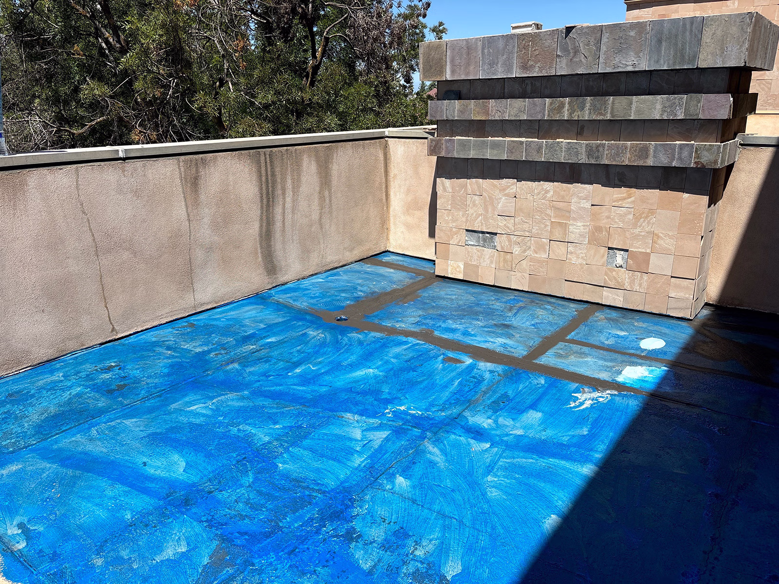7257 N Fresno St - Patio Section